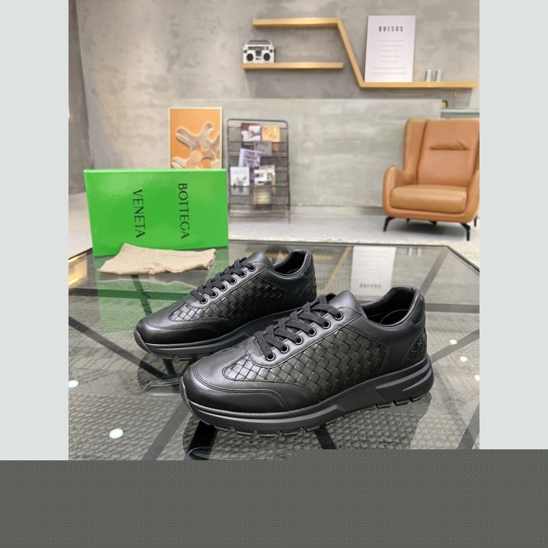 bo*te*ga Ve*ne*ta casual shoes